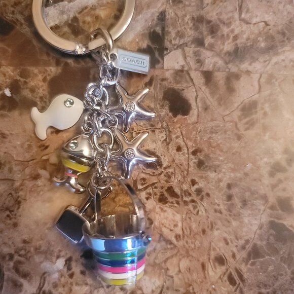 COACH - Pave Fish/Starfish Bucket Keychain/Purse Charm. Brand New.  Vintage - Picture 6 of 7
